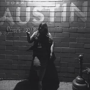 Meet your Posher, Isabela